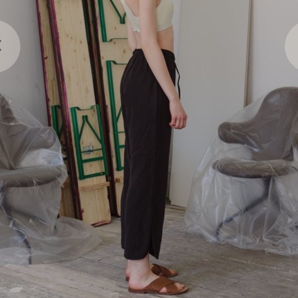 PRIORY Noon Pants in Tencel Black Size Medium - Picture 2 of 5